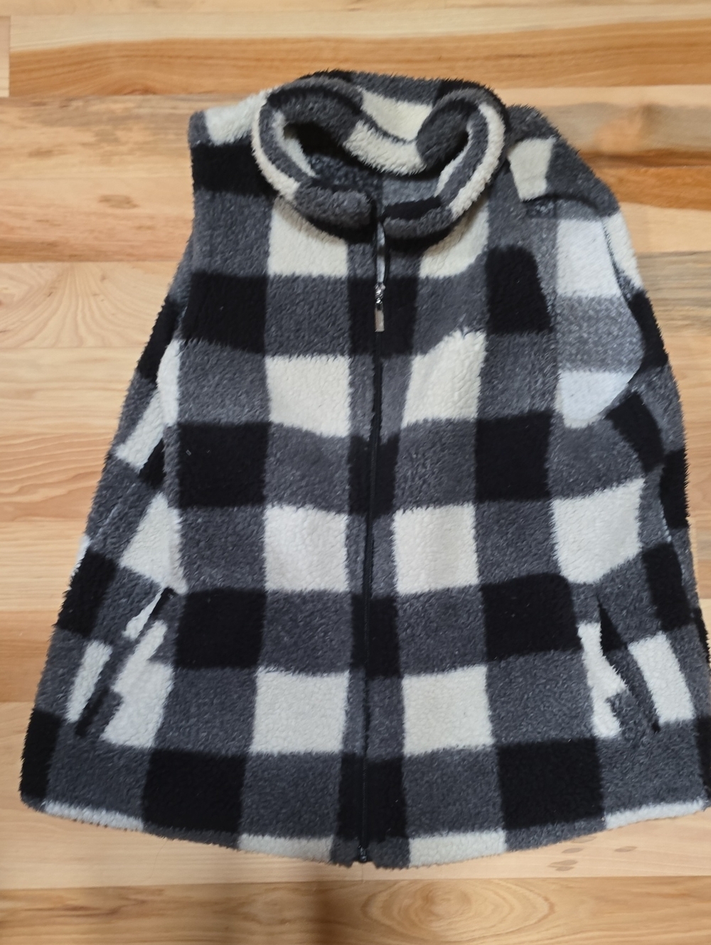 Black & Gray Buffalo Plaid Fleece Jacket